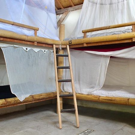 Farmer'S Yard Hostel Canggu Екстериор снимка